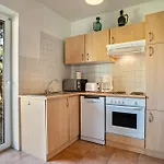 Hof Nahe Kummerower Apartmán *