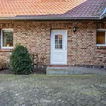 Hof Nahe Kummerower Apartmán *